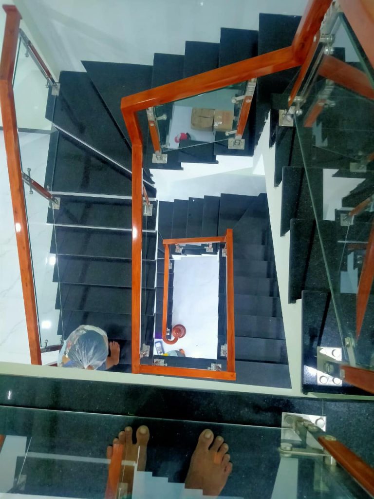 Xây nhà 3 tầng 100m2 hết bao nhiêu tiền